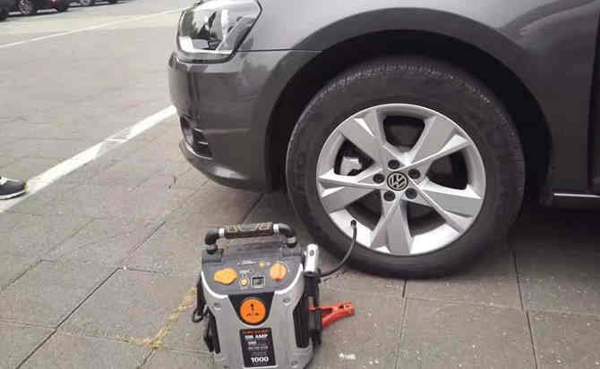 万安汽车搭电案例